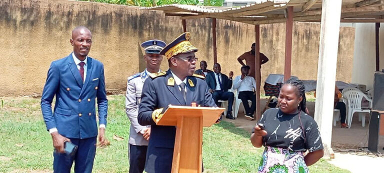 Côte d’Ivoire – AIP / Le préfet de Sassandra appelle au respect des normes sur l’orpaillage, la couverture maladie et la démocratie