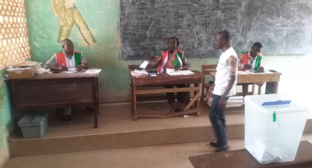 Côte d’Ivoire–AIP/ Législative partielle : ouverture effective des bureaux de vote dans le calme à Toumodi