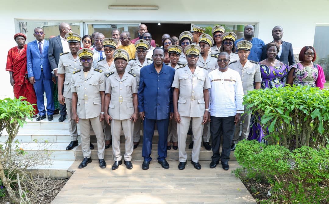 Côte d’Ivoire-AIP/ Ahoua N’Doli rend hommage aux membres du corps préfectoral ayant servi dans le Moronou