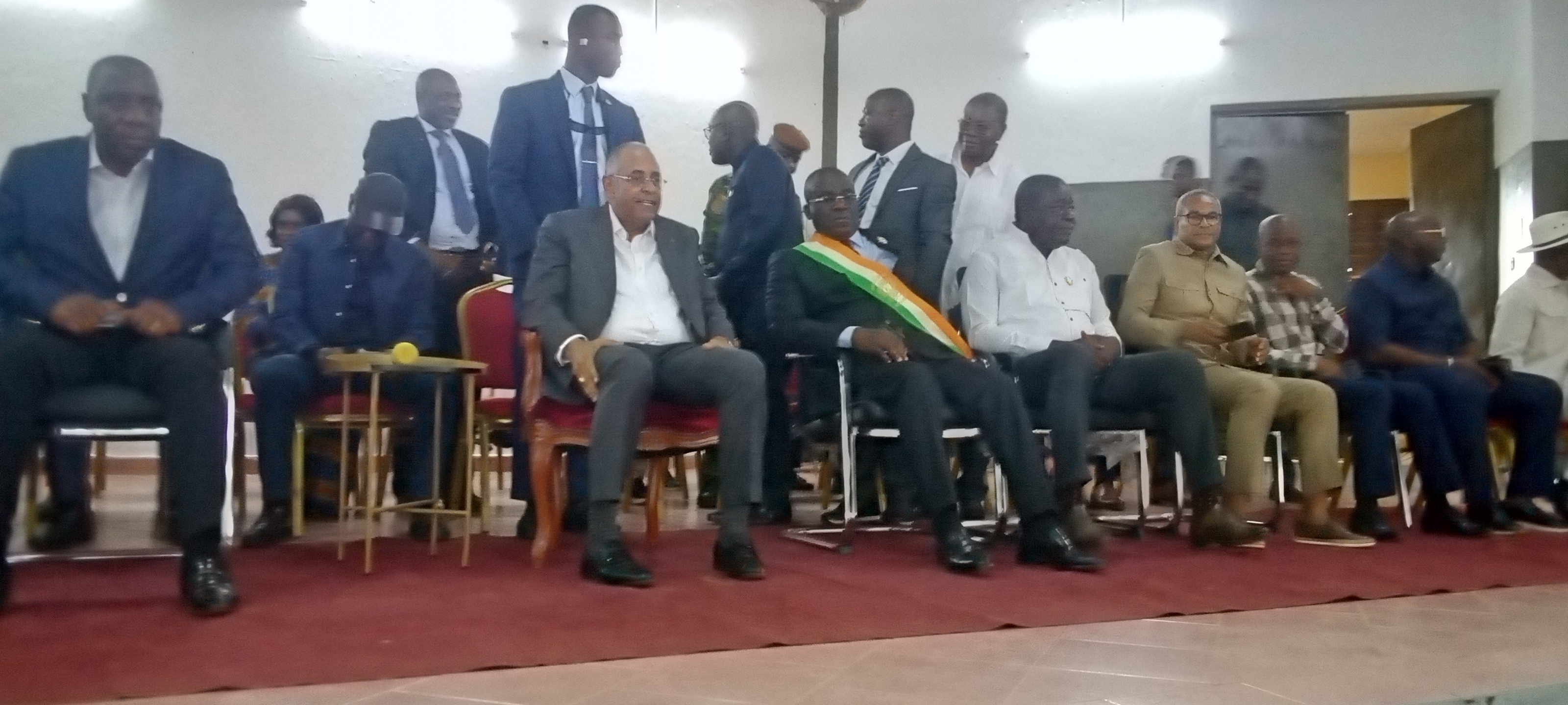 Côte d’Ivoire-AIP/Le président de l’Assemblée nationale explique les réformes législatives aux populations d’Akoupé