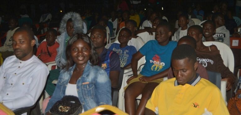 Côte d’Ivoire-AIP/ Projection du film « Marabout chéri » à Béoumi par le Cinéma numérique ambulant