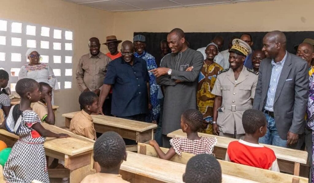 Côte d’Ivoire-AIP/ Le conseil régional du Haut Sassandra remet des infrastructures scolaires à Koréa 1 et à Zokoguhé