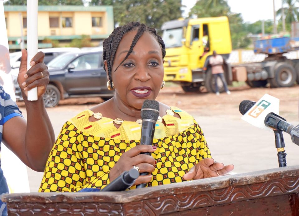 Côte d’Ivoire-AIP/ Présidentielle 2025: la ministre-gouverneure Raymonde Goudou exhorte les jeunes de Toumodi à préserver la paix