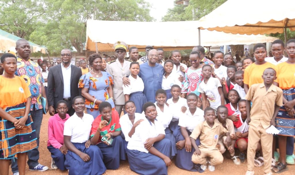 Côte d’Ivoire-AIP/ Le député de Daoukro-N’Gattakro exhorte les élèves à participer effectivement à la Journée carrière