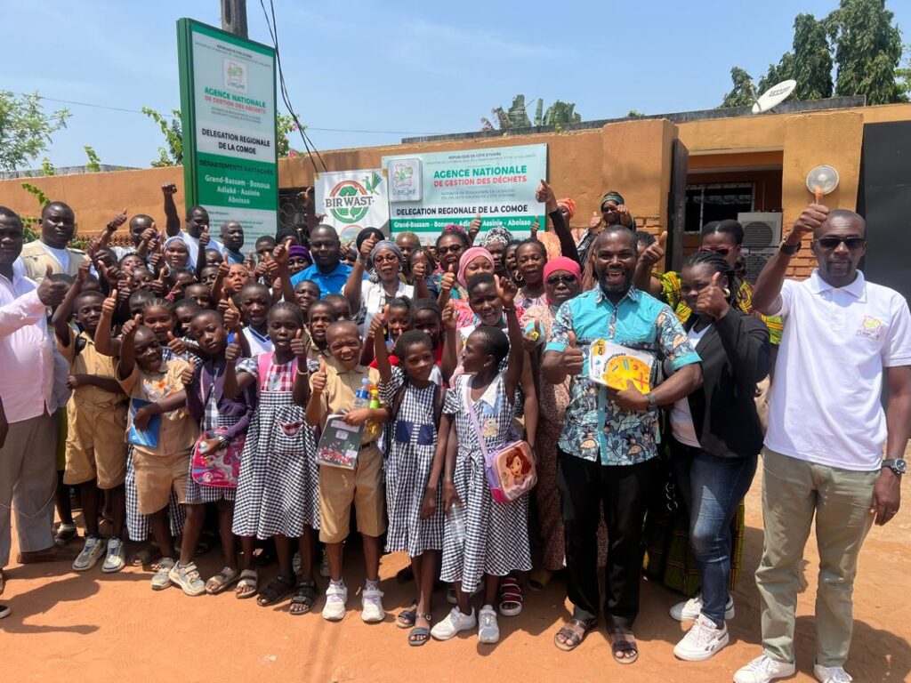 Côte d’Ivoire – AIP/ L’ANAGED forme des élèves présidents des clubs « Environnement et Santé » aux bonnes pratiques écocitoyennes