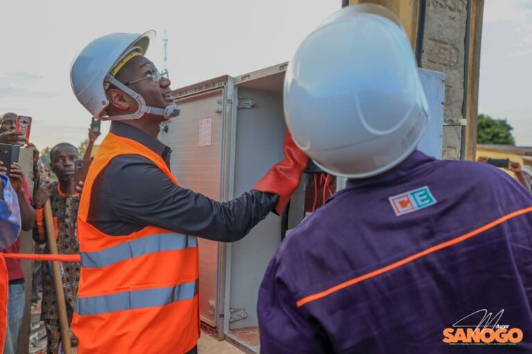 Côte d’Ivoire-AIP/ Le village de Sankofê connecté au réseau électrique