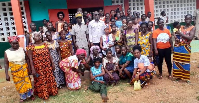 Côte d’Ivoire-AIP/ Les femmes de Bendié-Komenankro expriment leur reconnaissance au président du Conseil régional de l’Iffou