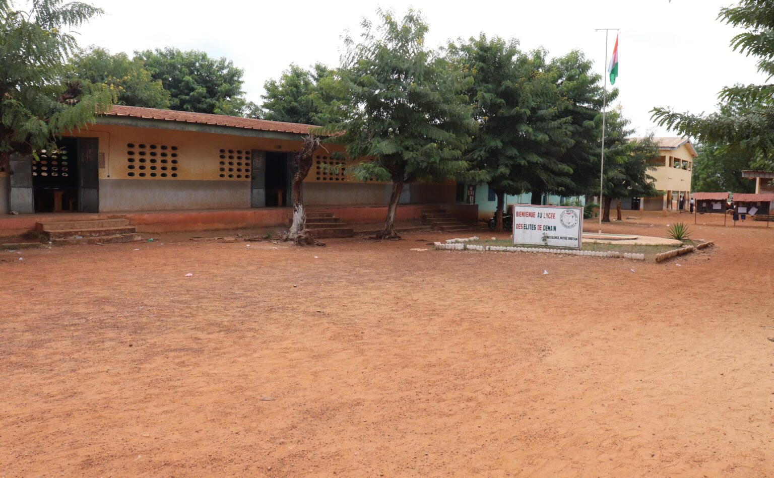 Côte d’Ivoire-AIP/ Grève de l’IS-MENA/METFPA : les cours quasiment à l’arrêt dans le secondaire à Dimbokro