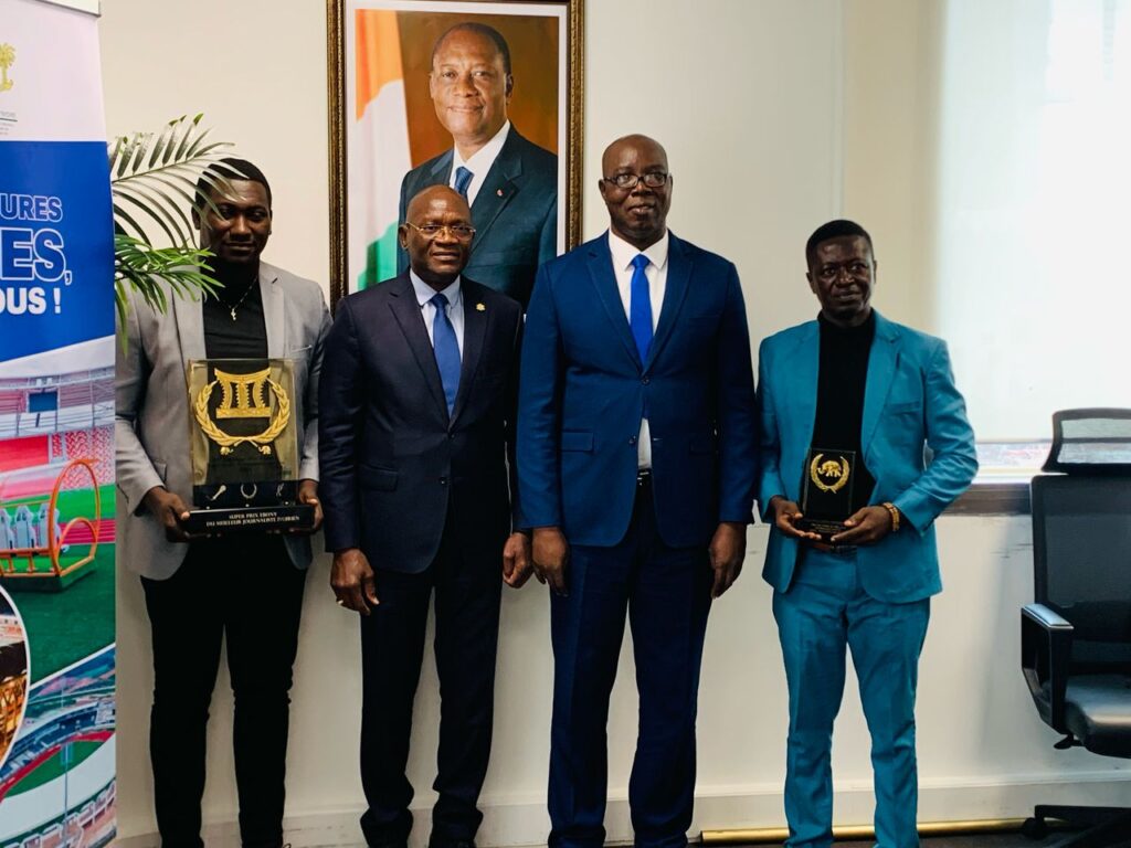 Côte d’Ivoire-AIP/ Le Super Ebony 2024 et le meilleur journaliste sportif reçus par le ministre Adjé Silas Metch