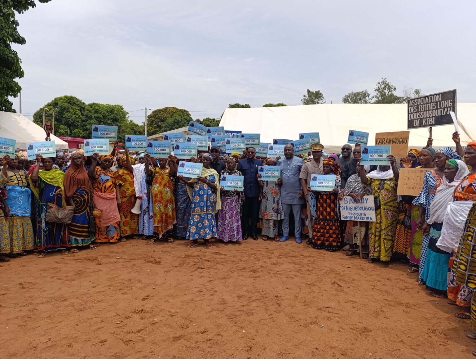 Côte d’Ivoire-AIP/ Un fonds de 100 millions FCFA octroyé à l’ONG « Doussoussouman » pour l’autonomisation des femmes de Boundiali