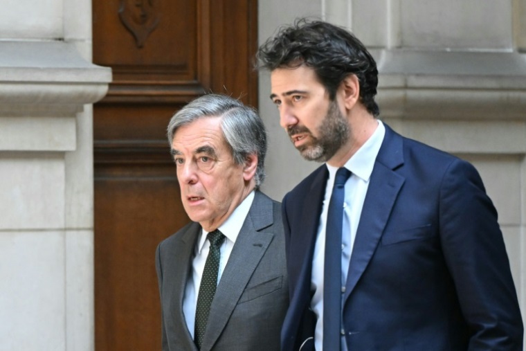 Côte d’Ivoire-AIP/Inter/ France: quatre ans de prison avec sursis requis contre l’ex-Premier ministre François Fillon dans l’affaire des emplois fictifs
