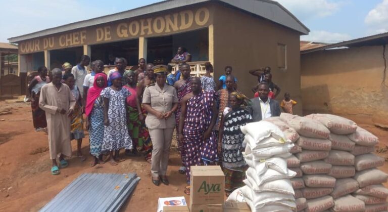 Côte d’Ivoire-AIP / La ministre Myss Belmonde témoigne la solidarité du gouvernement aux sinistrés du Gontougo