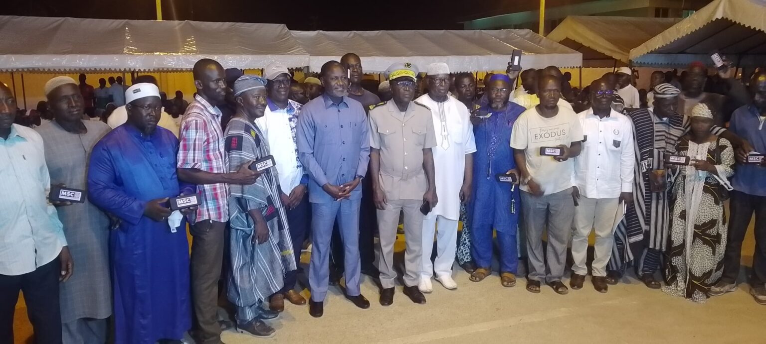 Côte d’Ivoire-AIP / Plus de 700 conducteurs professionnels dotés de lunettes pour une conduite plus sûre à Korhogo