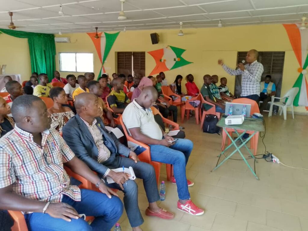 Côte d’Ivoire-AIP/ Des acteurs communautaires formés à la collecte de données socio-comportementales à Bouna