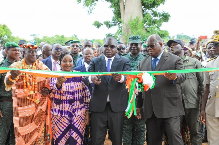 Côte d’Ivoire-AIP/ Le gouvernement ouvre une base opérationnelle à Toumodi pour la lutte contre les feux de brousse
