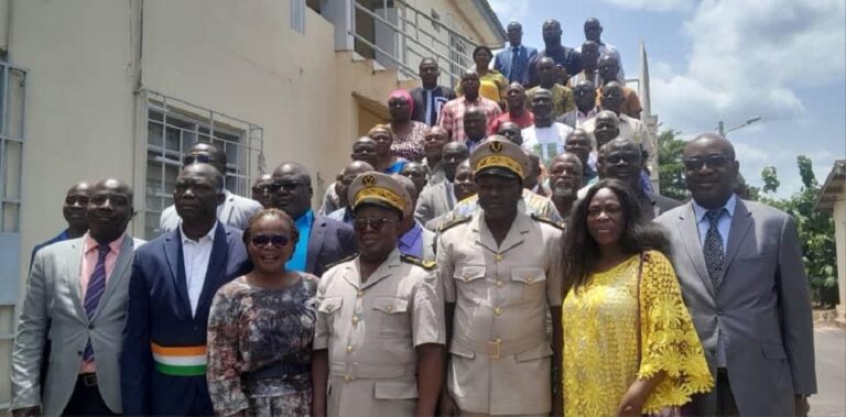Côte d’Ivoire-AIP/ Les élus du Guémon invités à s’impliquer dans le projet éducatif CLEF