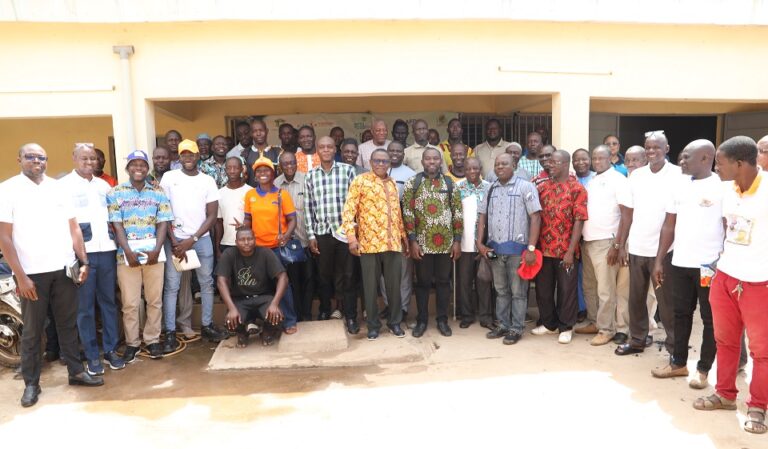 Côte d’Ivoire-AIP/ Le FIRCA boucle sa tournée de restitution du conseil agricole aux producteurs de coton pour la campagne 2024-2025