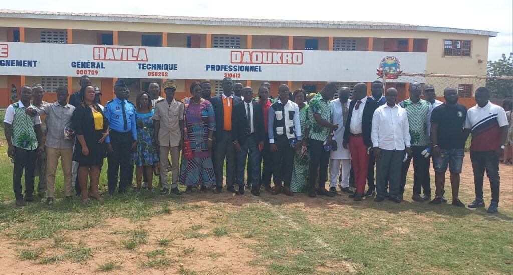 Côte d’Ivoire – AIP / Les élèves et personnels d’encadrement du collège Havilla de Daoukro exhortés à la recherche de l’excellence