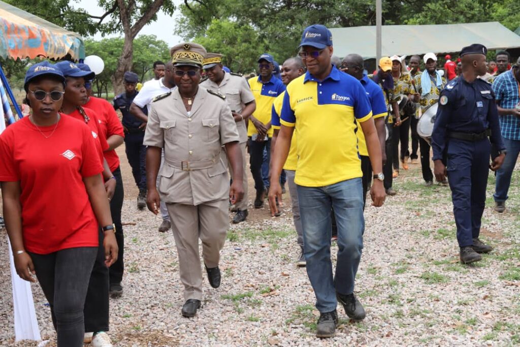 Côte d’Ivoire – AIP /Les travailleurs de la mine de Tongo saluent l’emploi local mais redoutent un changement de propriétaire