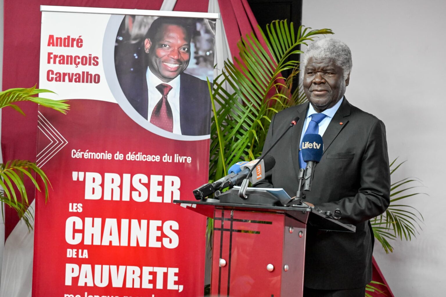 Côte d’Ivoire – AIP / « Briser les chaînes de la pauvreté » : Beugré Mambé salue un témoignage de résilience et d’inspiration pour la jeunesse africaine