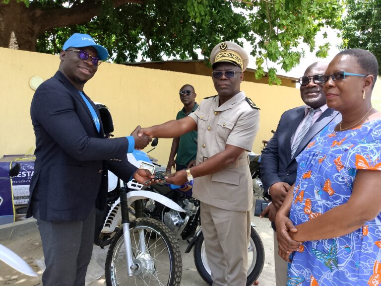Côte d’Ivoire-AIP / Du matériel roulant pour la direction régionale de la Jeunesse et les centres sociaux du Bounkani