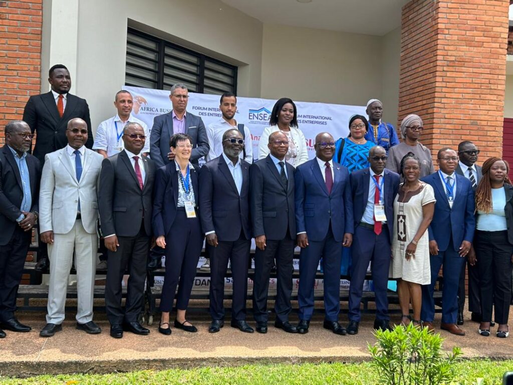 Côte d’Ivoire-AIP/ Le directeur de l’ENSEA encourage les étudiants à s’ouvrir à l’entrepreneuriat
