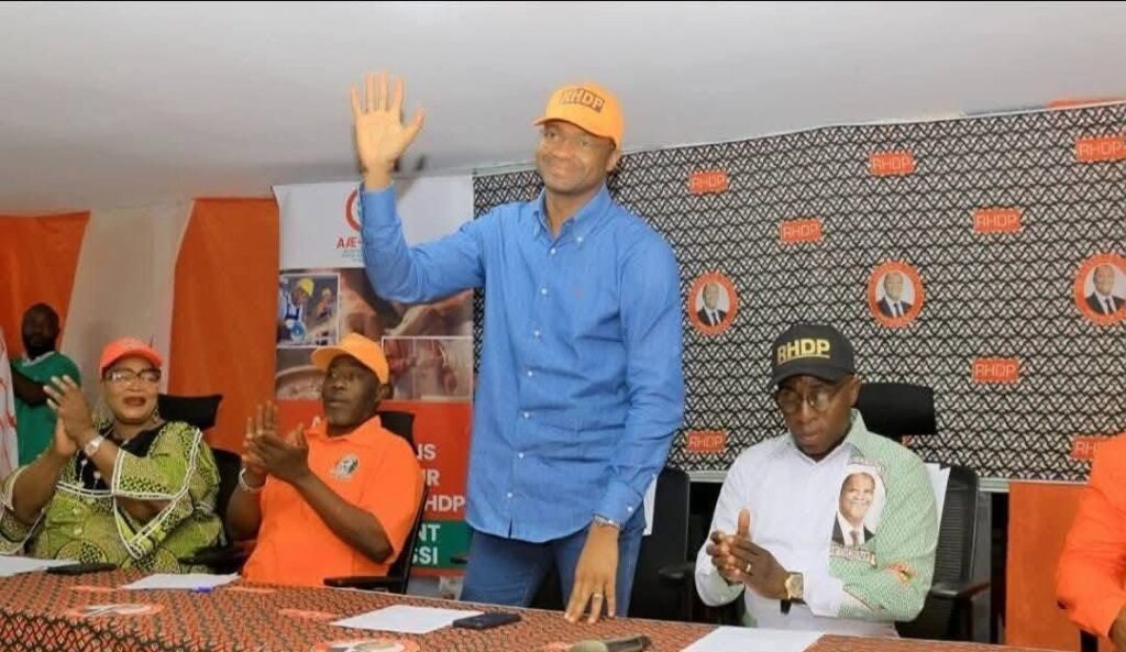 Côte d’Ivoire-AIP/ Présidentielle 2025: une plateforme visant un million d’artisans pour le RHDP lancée à Abidjan