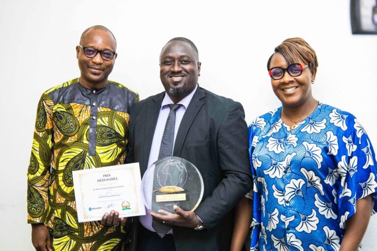 Côte d’Ivoire-AIP/ Le prix Hédi Hamel 2025 pour la paix par le sport décerné à Roméo Ismaël Coulibaly de RTI Sport