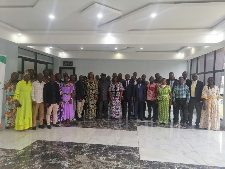 Côte d’Ivoire-AIP/ Alphabétisation: un atelier de conception des outils d’évaluation des acquis lancé à Yamoussoukro