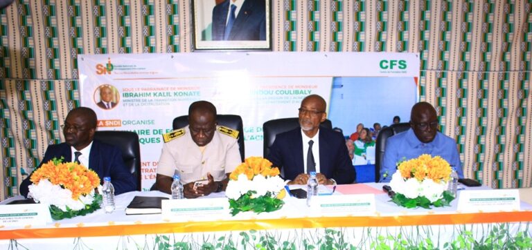 Côte d’Ivoire-AIP/ Le ministre de la Transition numérique salue la formation des fonctionnaires à l’utilisation adéquat des outils informatiques