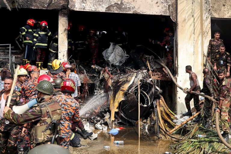 Côte d’Ivoire-AIP/Inter/ Un avion militaire s’écrase sur une école au Bangladesh faisant au moins 16 morts