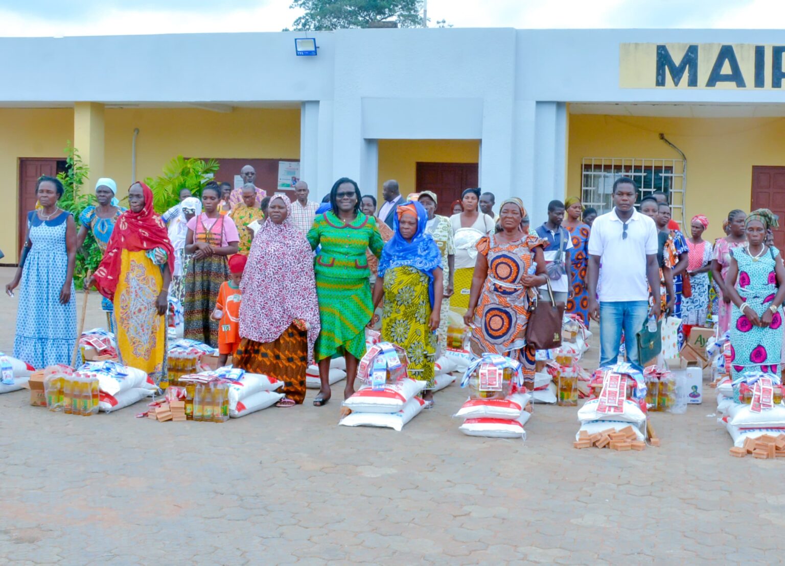 Côte d’Ivoire-AIP/ Programme « Popote familiale »: 50 familles vulnérables de la région du Bélier reçoivent un appui du gouvernement