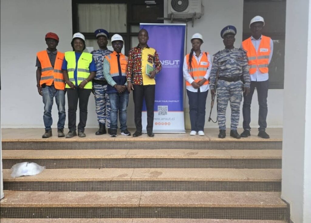 Côte d’Ivoire-AIP / Une délégation de l’ANSUT évalue le déploiement de la connectivité rurale à Dabakala