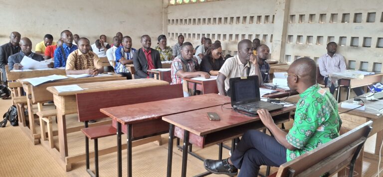 Côte d’Ivoire-AIP/ Des enseignants bivalents de Tengréla formés aux fondements de la réforme curriculaire