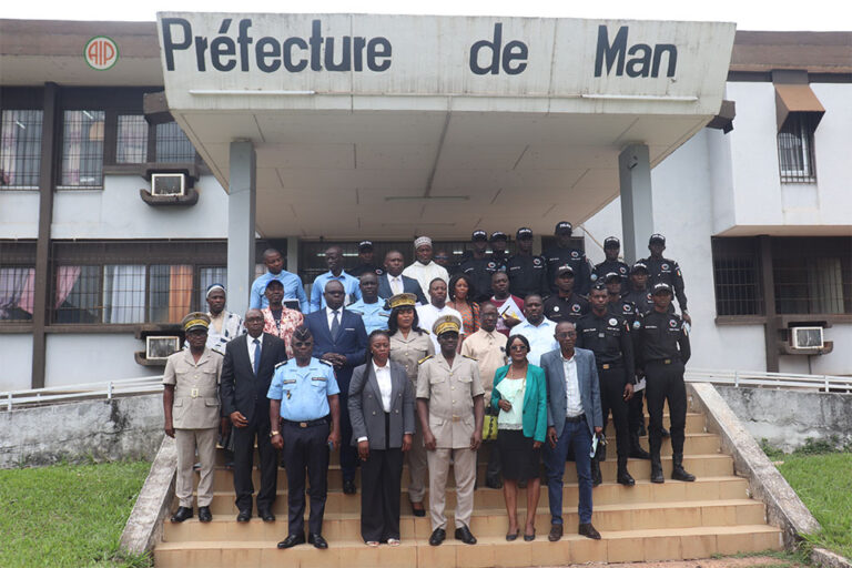 Côte d’Ivoire-AIP/ Espaces publics à Man: bientôt des sanctions contre les fumeurs et les responsables d’établissements