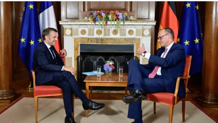 Côte d’Ivoire-AIP/Inter/ À Berlin, Macron et Merz affichent un front uni face à la menace tarifaire américaine