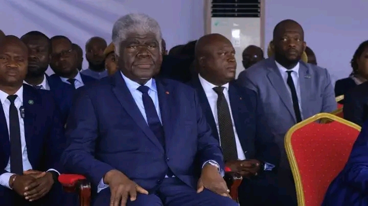 Côte d’Ivoire–AIP/L’État renforce le parc automobile de la SOTRA avec 200 autobus neufs