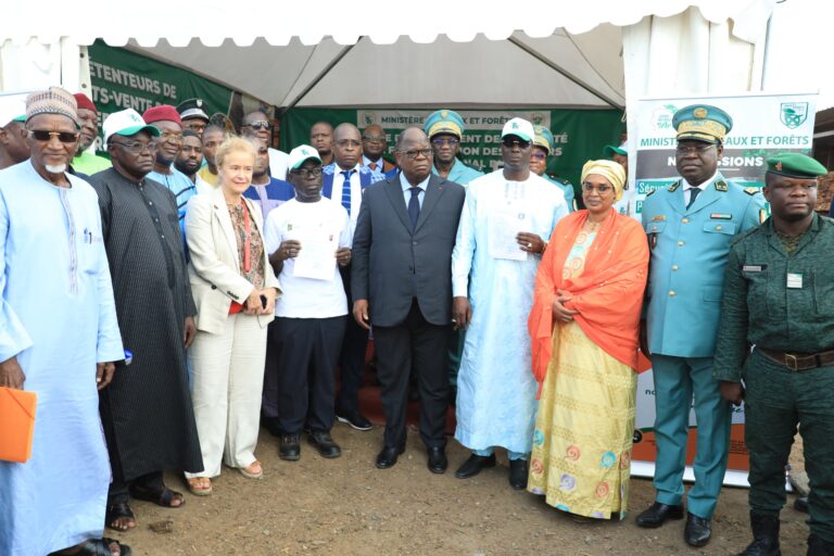 Côte d’Ivoire-AIP/ Laurent Tchagba mobilise les professionnels du bois pour une filière plus structurée et durable