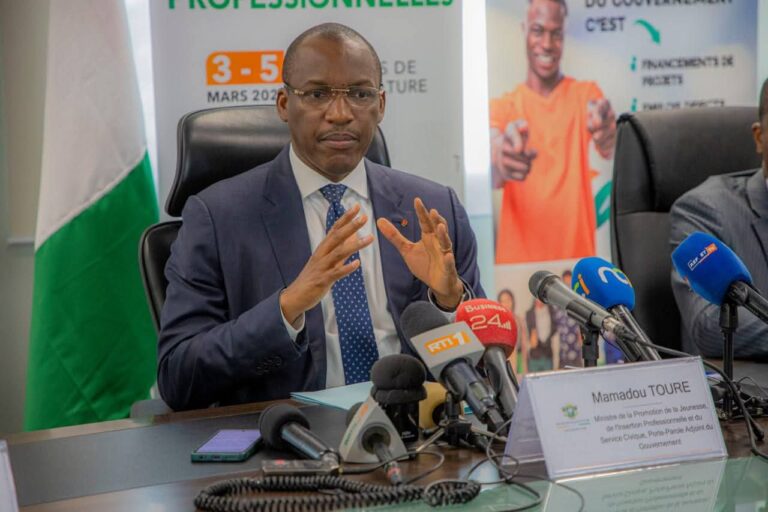 Côte d’Ivoire-AIP /La 2e édition de la Foire nationale de l’emploi et du recrutement, prévue du 24 au 31 juillet 2025 à Abidjan et dans 24 régions (Ministre)