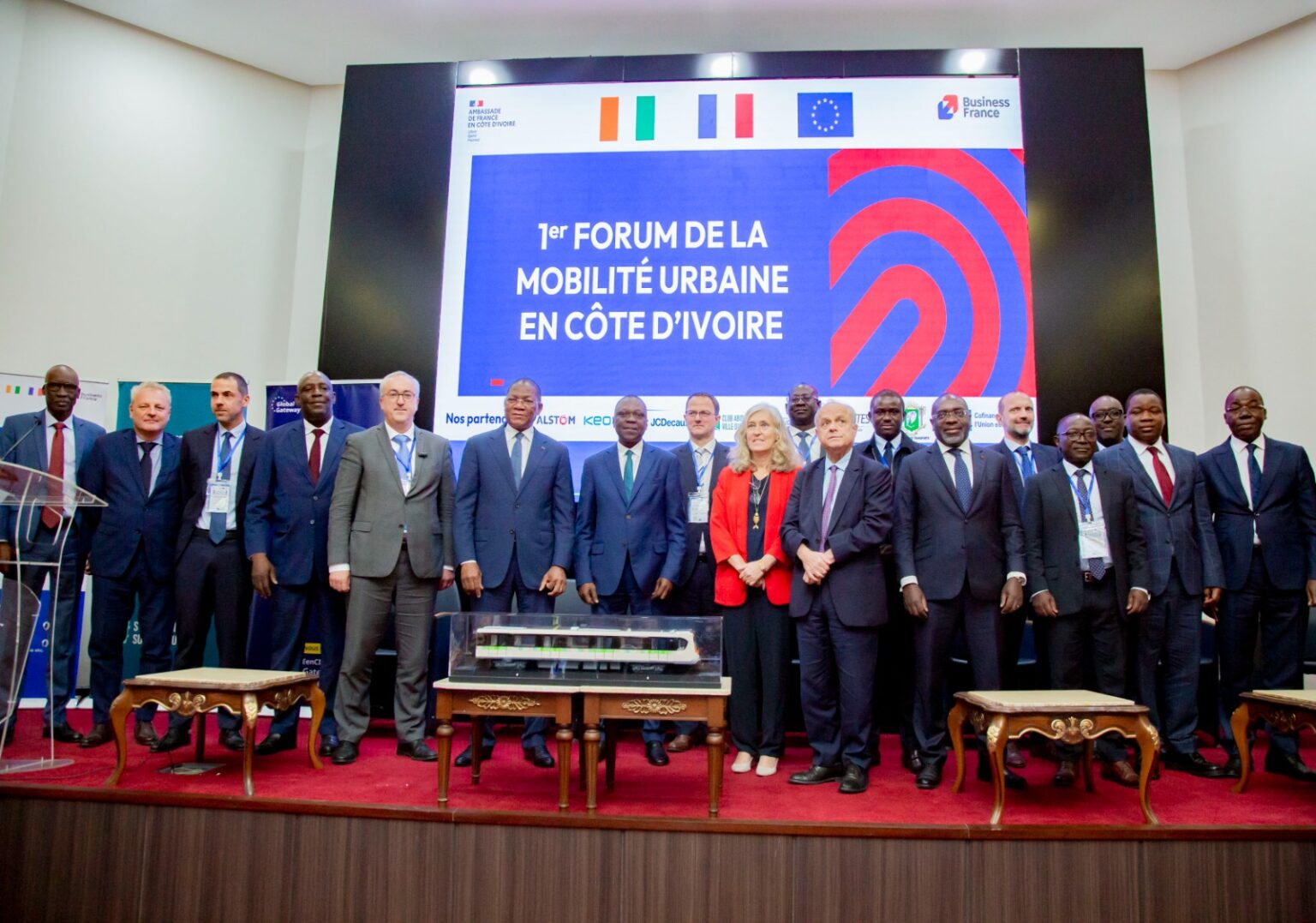 Côte d’Ivoire-AIP/ Le ministre des Transports mobilise les acteurs pour une mobilité durable