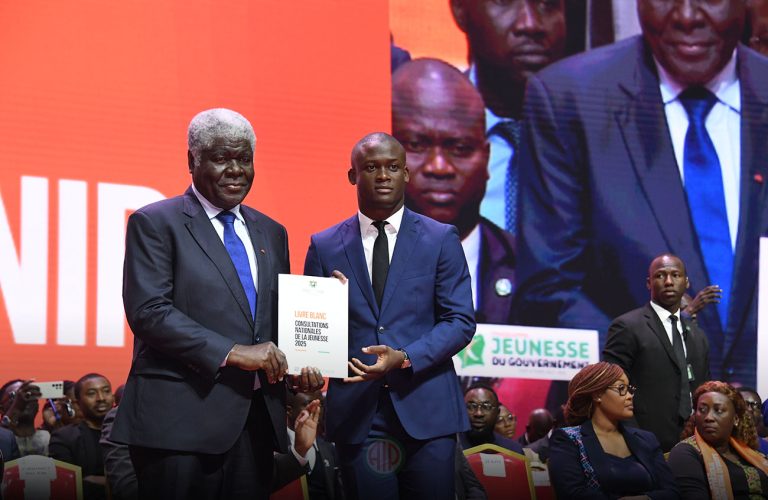 Côte d’Ivoire-AIP/ Les conclusions des consultations nationales de la jeunesse remises au Premier ministre Beugré Mambé