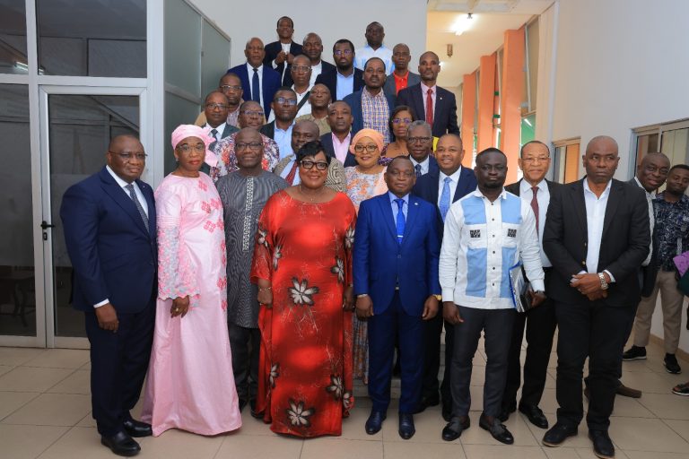 Côte d’Ivoire-AIP/Primes dans la fonction publique : le gouvernement et les syndicats poursuivent les échanges