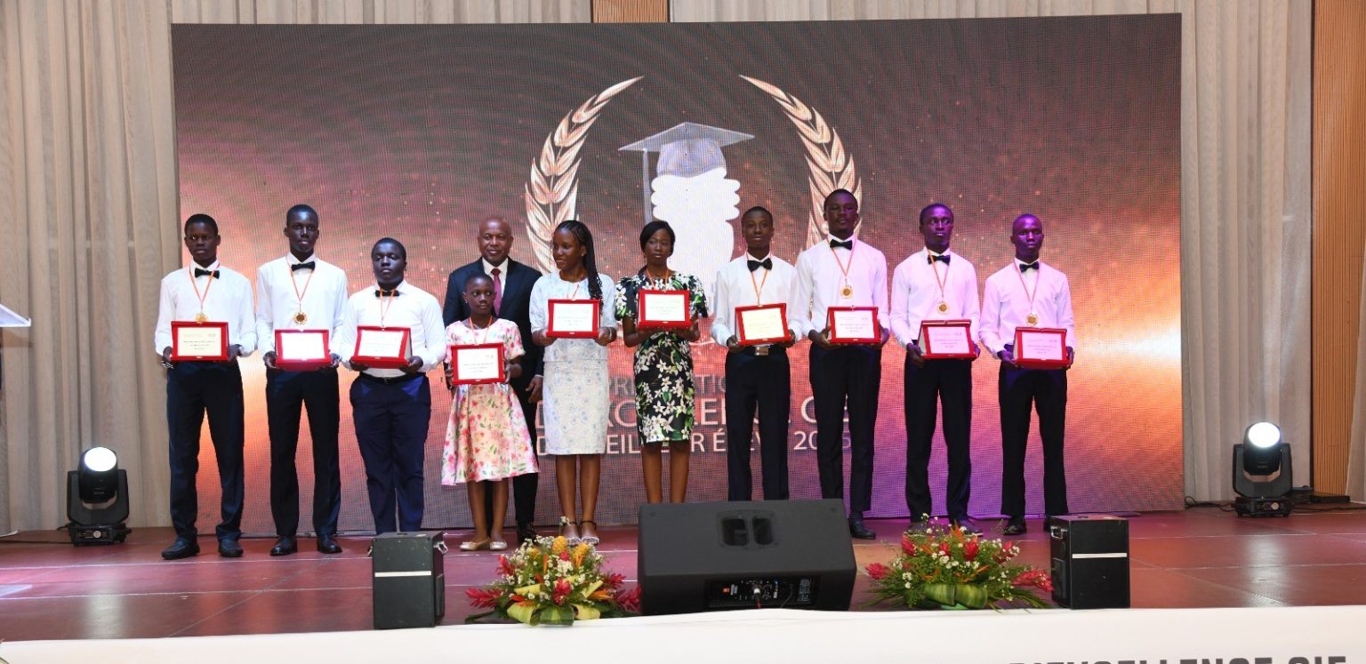 Côte d’Ivoire-AIP/ La CIE valorise les meilleurs talents du système éducatif