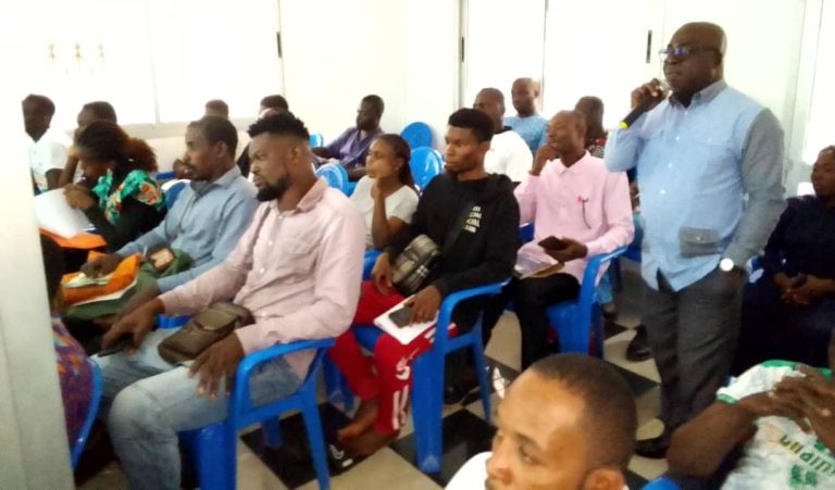 Côte d’Ivoire – AIP/ Des jeunes en formation à la paix à Dabou en vue d’être des relais pour des élections apaisées dans les grands ponts