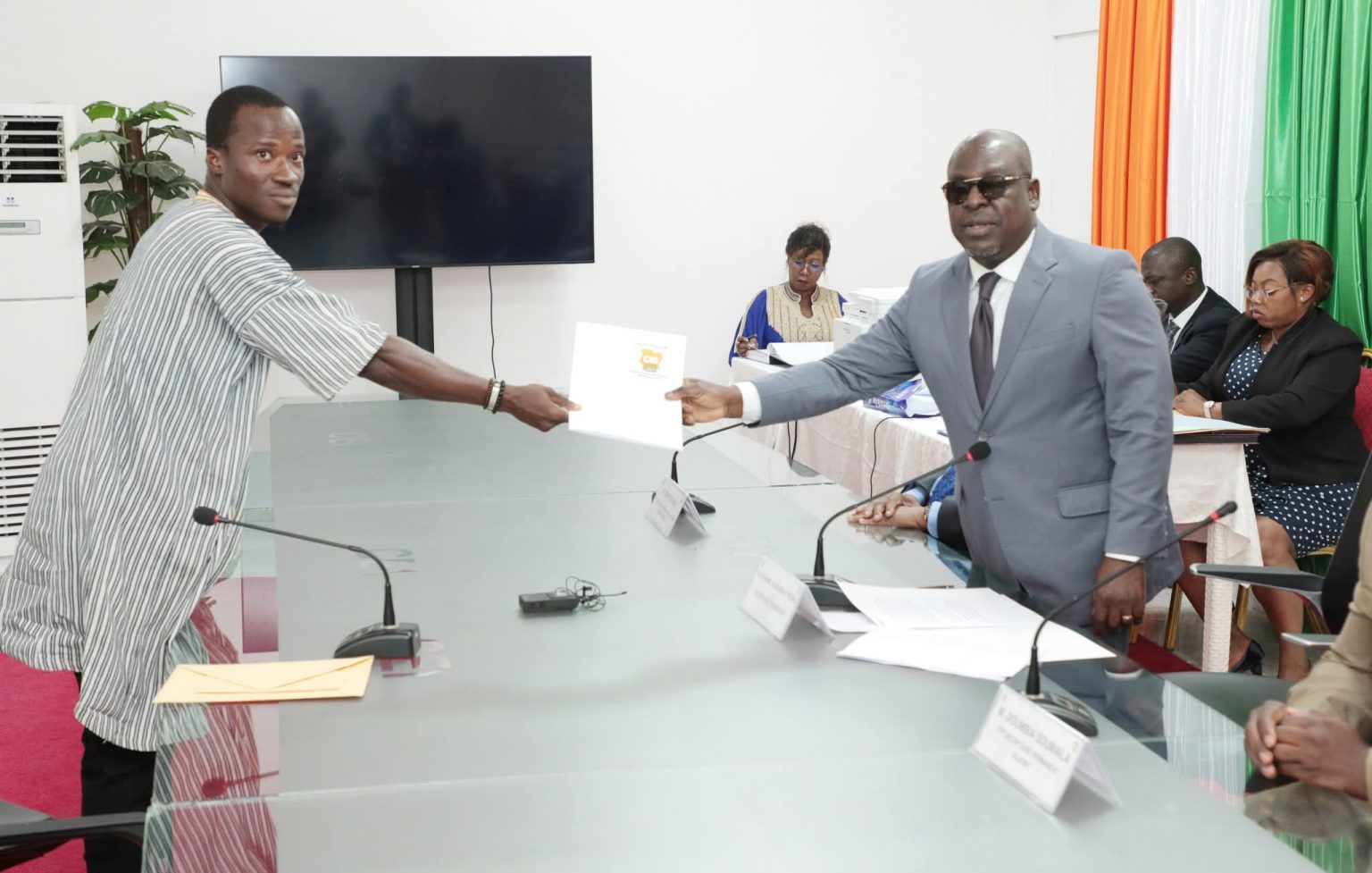 Côte d’Ivoire-AIP/ Présidentielle 2025: Landry N’Goran fait acte de candidature (CEI)