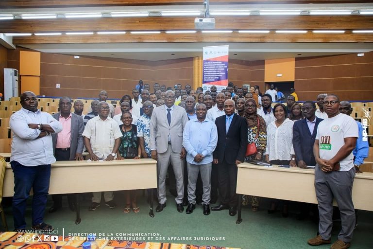 Côte d’Ivoire-AIP/ Yamoussoukro: Des enseignants outillés à l’utilisation du matériel scientifique dans les collèges de proximité