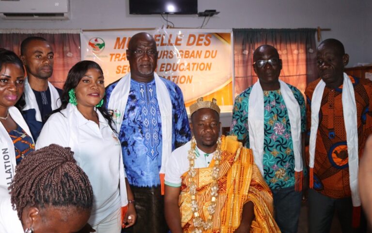 Côte d’Ivoire-AIP/ Diégonefla: la mutuelle des travailleurs Gban du secteur éducation-formation investit son président