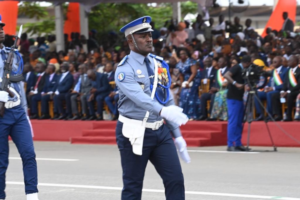 Côte d’Ivoire-AIP/Franc succès du défilé militaire du 65e anniversaire de l’indépendance sur l’ avenue Reine Pokou de Bouaké (Feature)