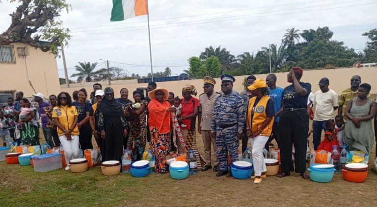 Côte d’Ivoire-AIP/ Des sinistrés de Jacqueville reçoivent des vivres