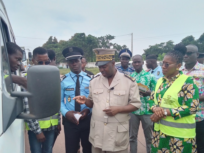Côte d’Ivoire-AIP/ La directrice régionale des Transports exhorte les usagers au strict respect du Code de la route à Tanda
